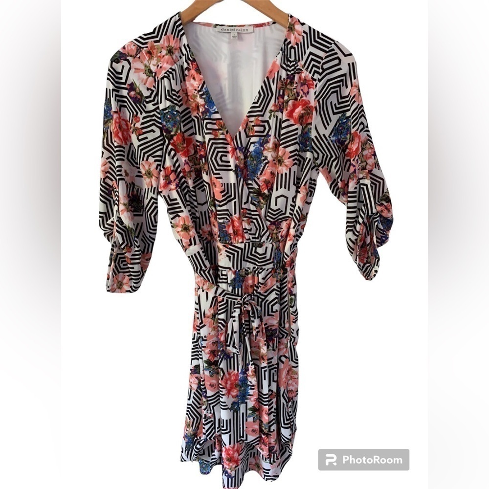 Daniel Rainn Floral Print Women’s Dress in Size Small, from Nordstrom